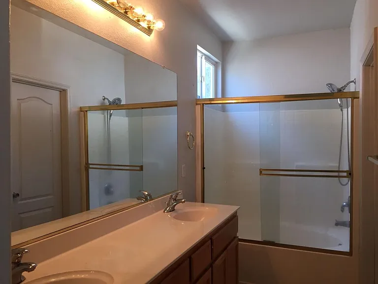 9017 Luken Ct — Photo 13