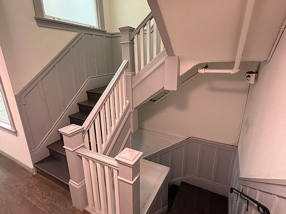 2nd image of 575 Columbus Ave #18