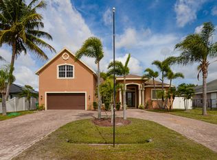 376 SW Kestor Dr, Port Saint Lucie, FL 34953