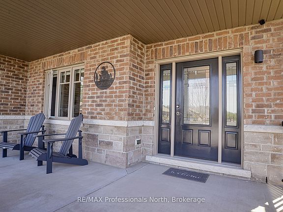4th image of 19 Selkirk Dr