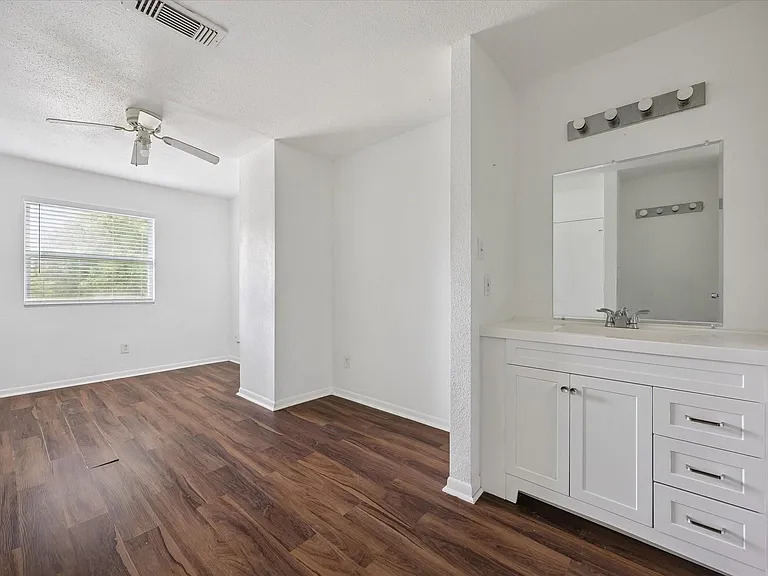 768 Memorial Mews St #1 — Photo 9
