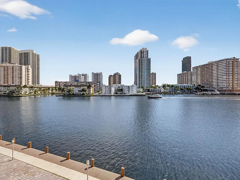 121 Golden Isles Dr #205 — Photo 32