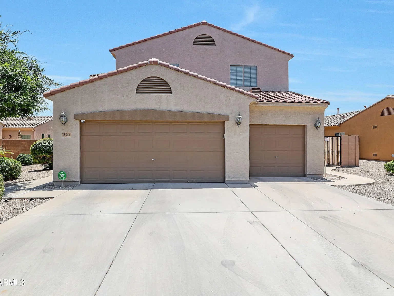 4 bed, 3.0 bath, 2958 sqft, $4,000 — Photo 2