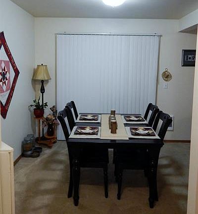 5th image of 947 College Ln NE