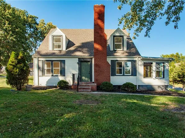 222 NE 43rd St, Kansas City, MO 64116