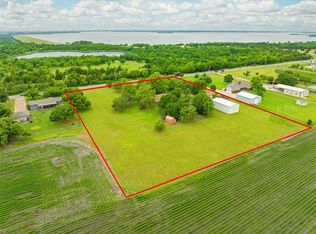 512 Lake Rd, Lavon, TX 75166