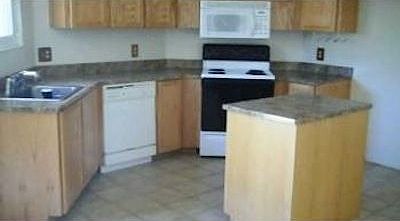 3rd image of 179 Stirling Dr