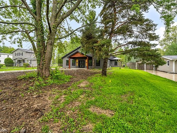 5th image of 33743 Henwell Rd
