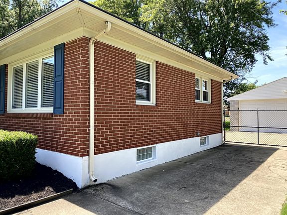 5th image of 6410 Gabriel Dr