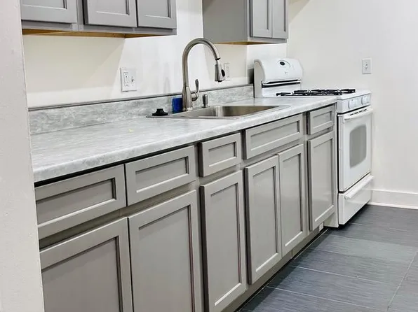 5219 Newton St APT 102, Bladensburg, MD 20710