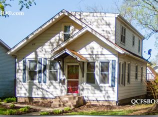 3102 Arlington Ave, Davenport, IA