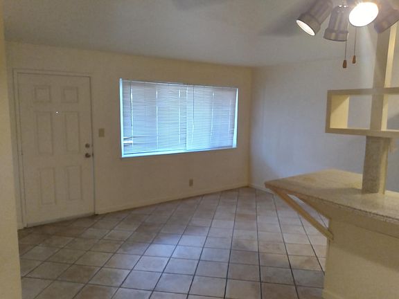 5th image of 501 Michigan Blvd APT 45