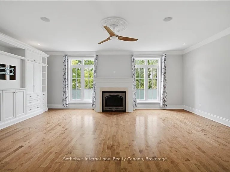 339 Randall St — Photo 31