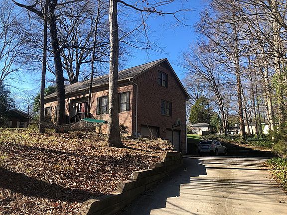 2nd image of 1611 Oline Pl