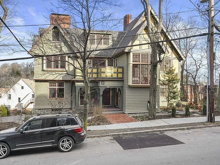 165 Winthrop Rd #D — Photo 5