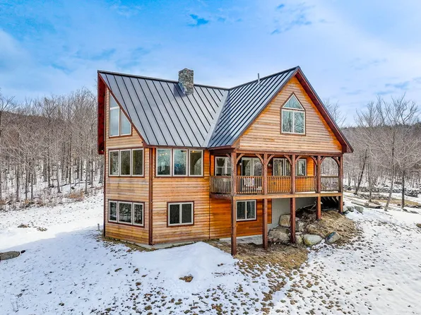 146 Lower Vose Road, Kingfield, ME 04947