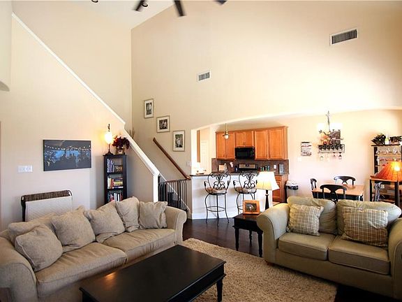 4th image of 5308 Hockley Dr