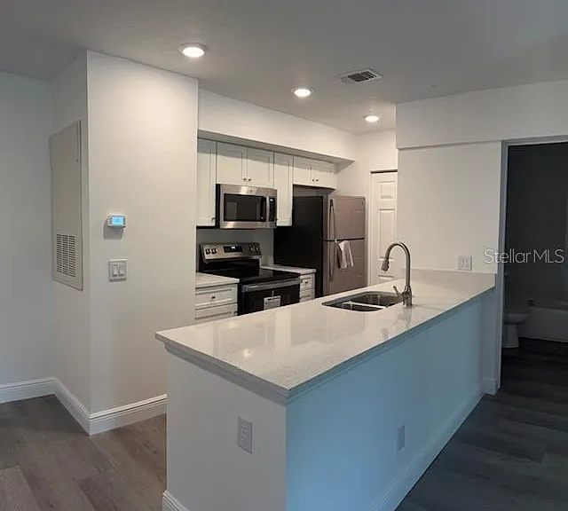 3024 Parkway Blvd #201 — Photo 2