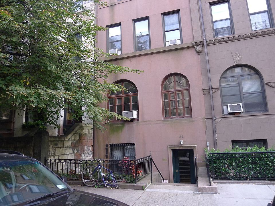 1st image of 32 W 75th St APT 5R