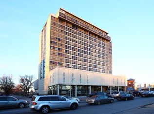 7234 W North Ave APT 914, Elmwood Park, IL 60707