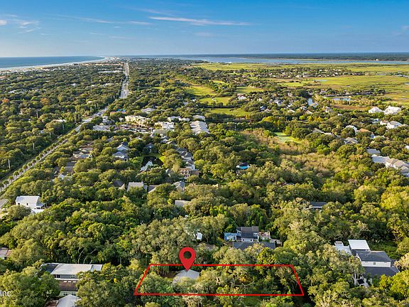 4th image of 2551 HYDRANGEA Street