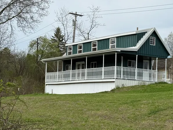 1056 Woods Rd, Germantown, NY 12526