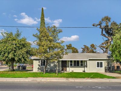 238 W Houston Avenue, Visalia, CA, 93291