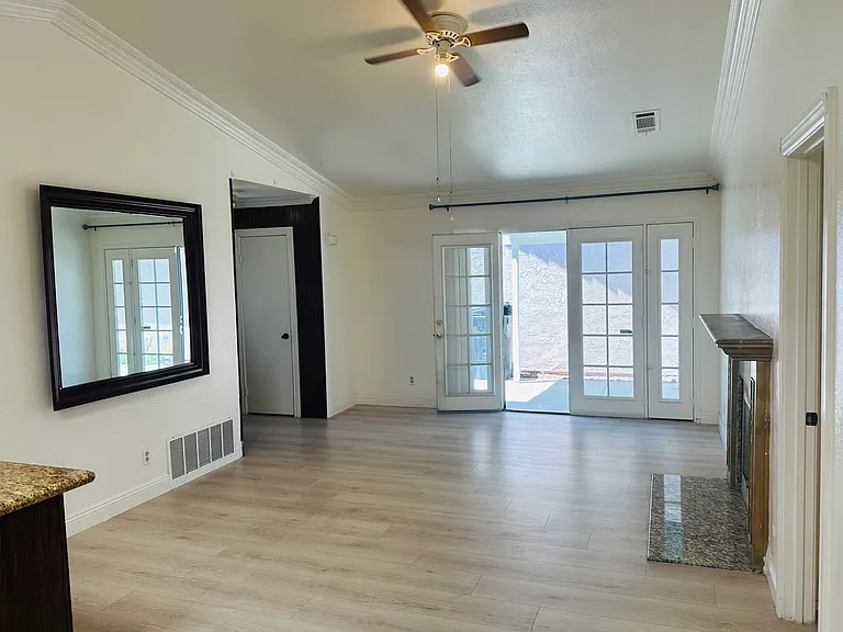 3869 Antelope Creek Dr — Photo 2