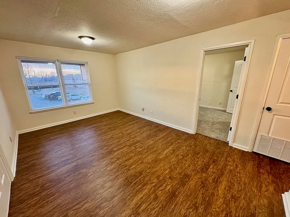 Renaissance Park Apartments