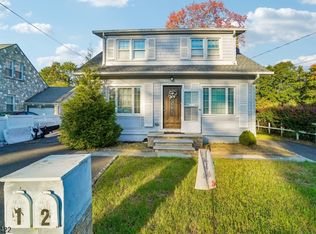 12 Shore Rd, Wayne, NJ 07470