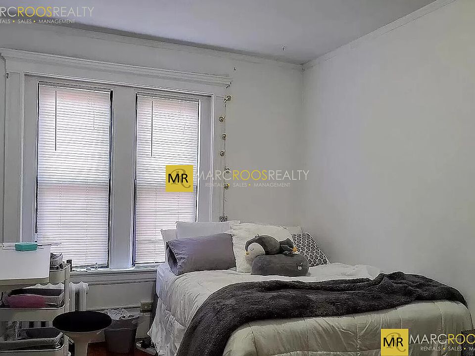 1st image of 464 Park Dr #6