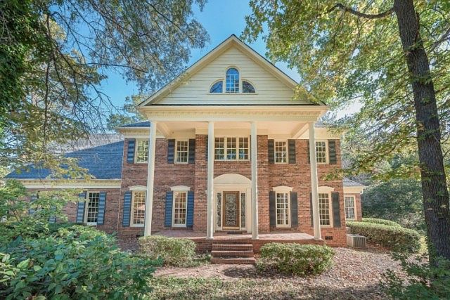 1st image of 2844 Harlinsdale Dr
