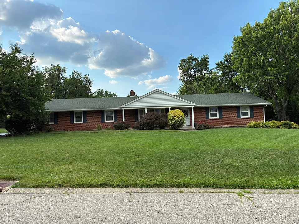 2045 Fox Run Rd