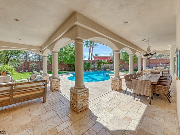 5th image of 8030 Battista Ln