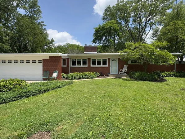 10898 Michigan Rd, Plymouth, IN 46563