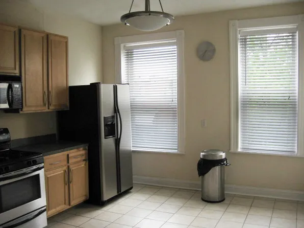 1857A Russell Blvd #A, Saint Louis, MO 63104