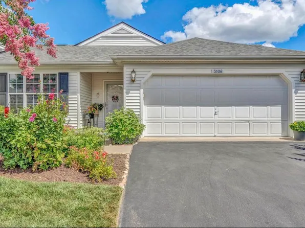 3106 Winterberry Sq, Roanoke, VA 24018