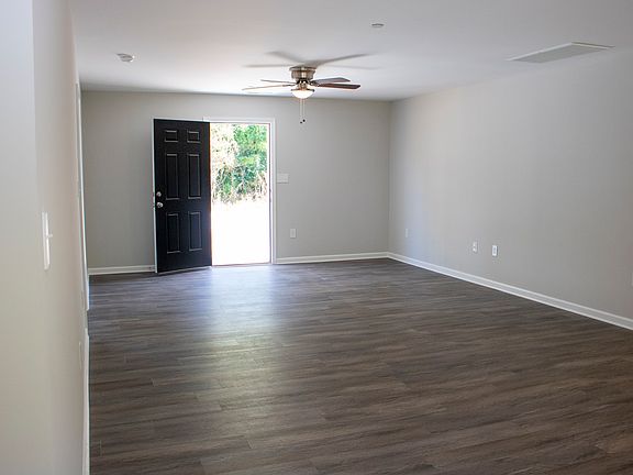 5th image of 33819 Market St #A