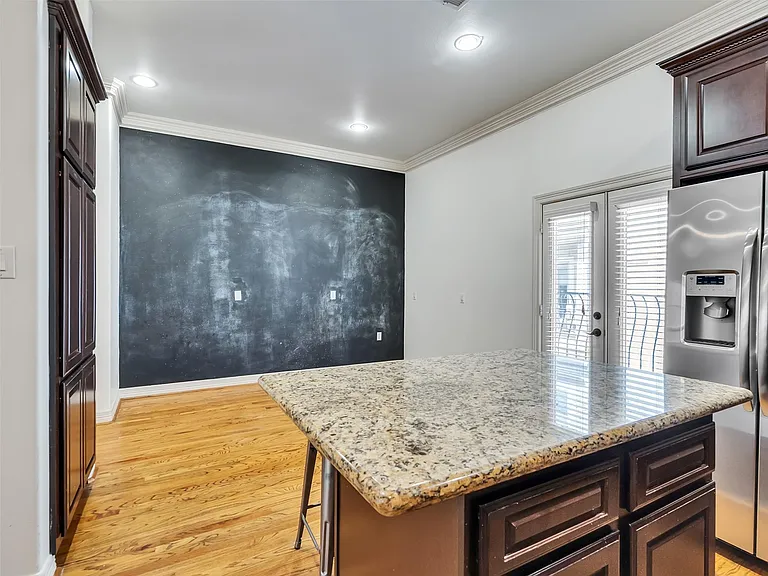 2540 Prospect St #B — Photo 11