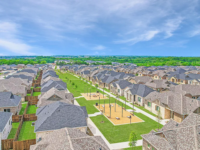 VLux Stoneridge — Photo 12