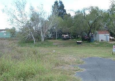 1st image of 25885 Drew Ave
