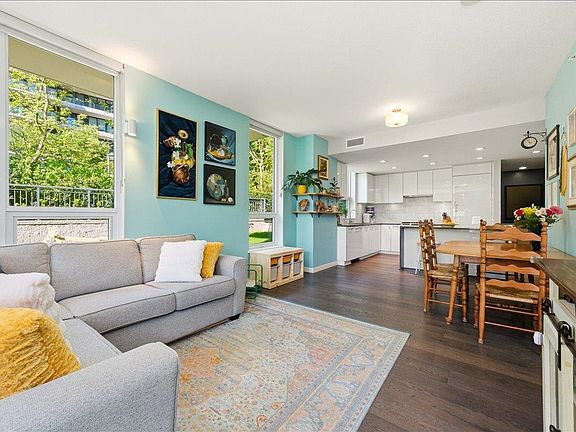 2nd image of 3487 Binning Rd #103