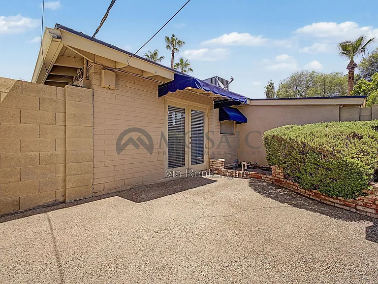 3333 E Medlock Dr — Photo 31