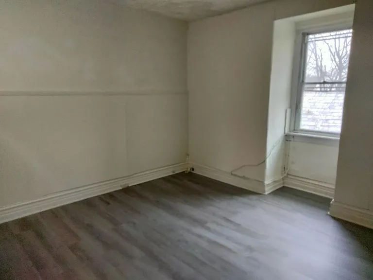 530 N Fountain St — Photo 14
