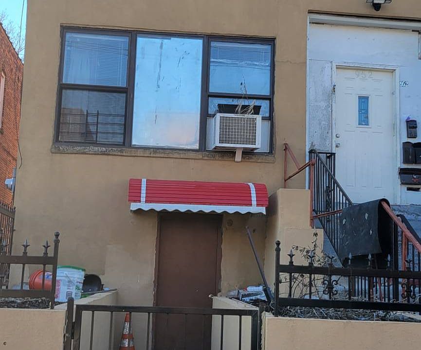 2nd image of 952 E 198th St #4858/66