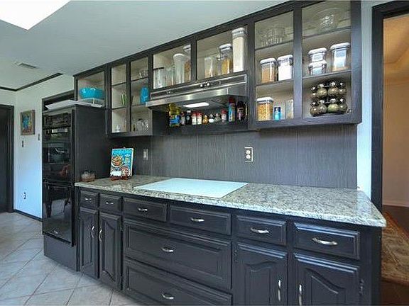 4th image of 4513 Burdock Dr