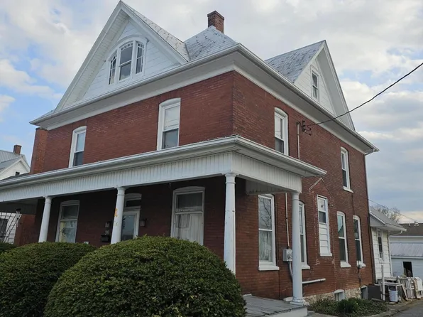 200 Woodlawn Ave, Martinsburg, PA 16662