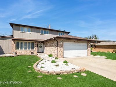 8036 S Fawn Trl, Justice, IL, 60458