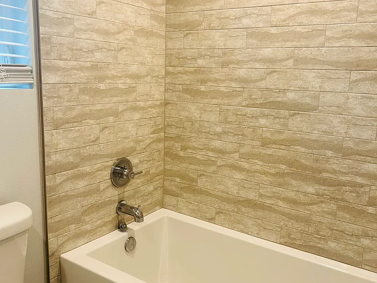 2523 S Washington St — Photo 7