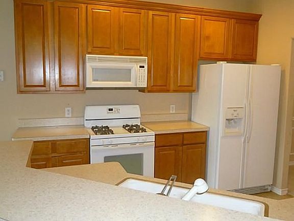 2nd image of 1101 Whisper Willow Dr